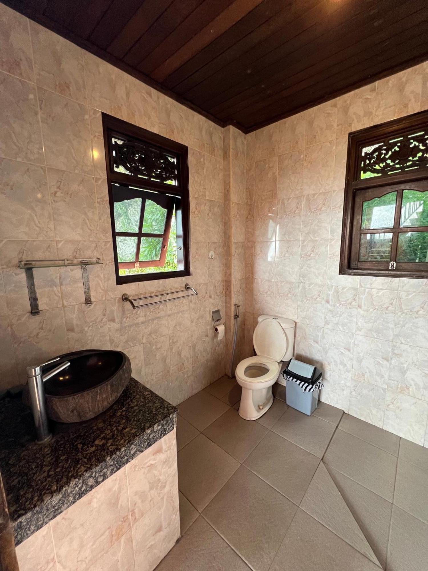 Ari Homestay Uluwatu Exterior foto